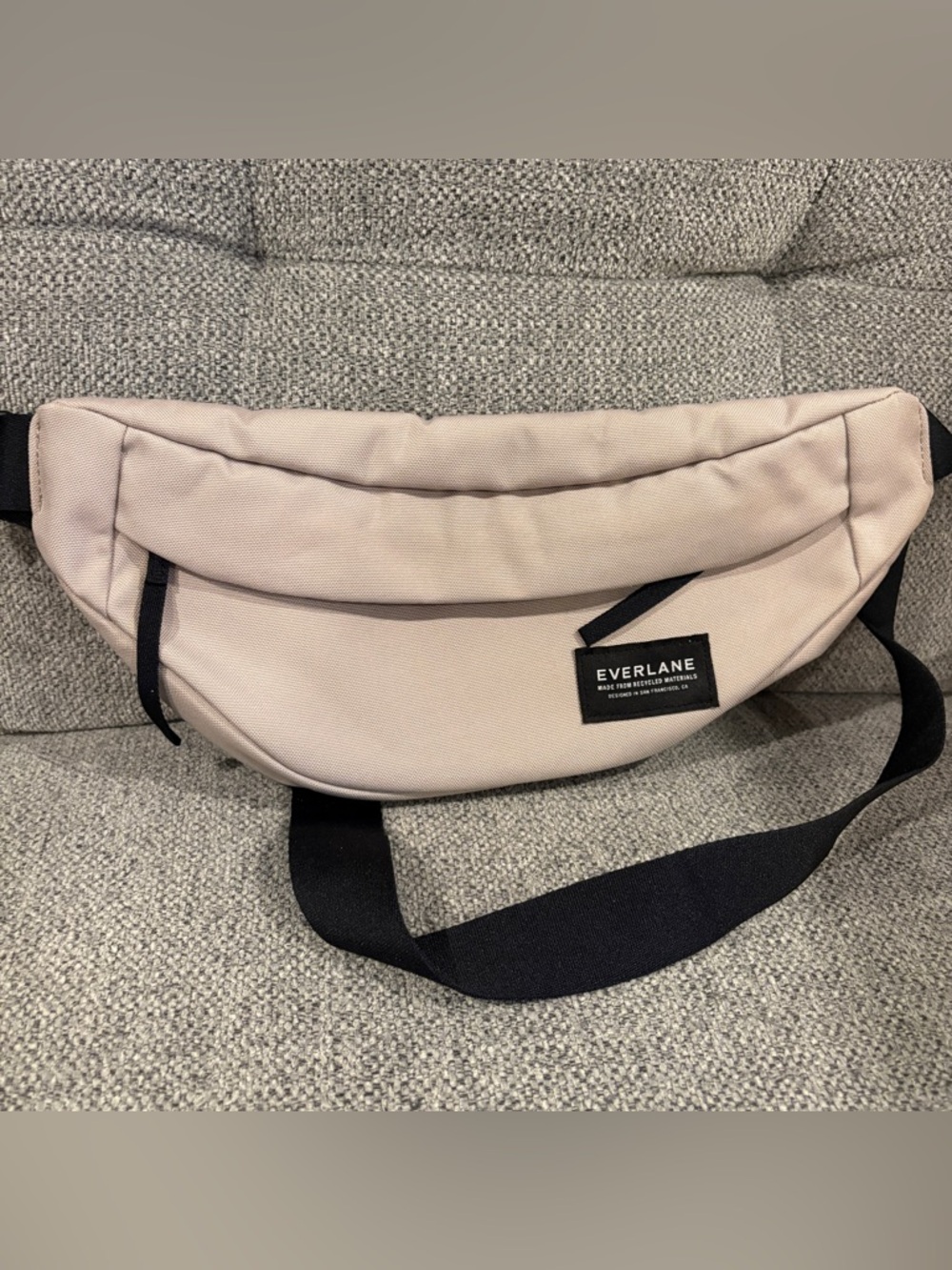 Everlane THE RENEW TRANSIT FANNY PACK